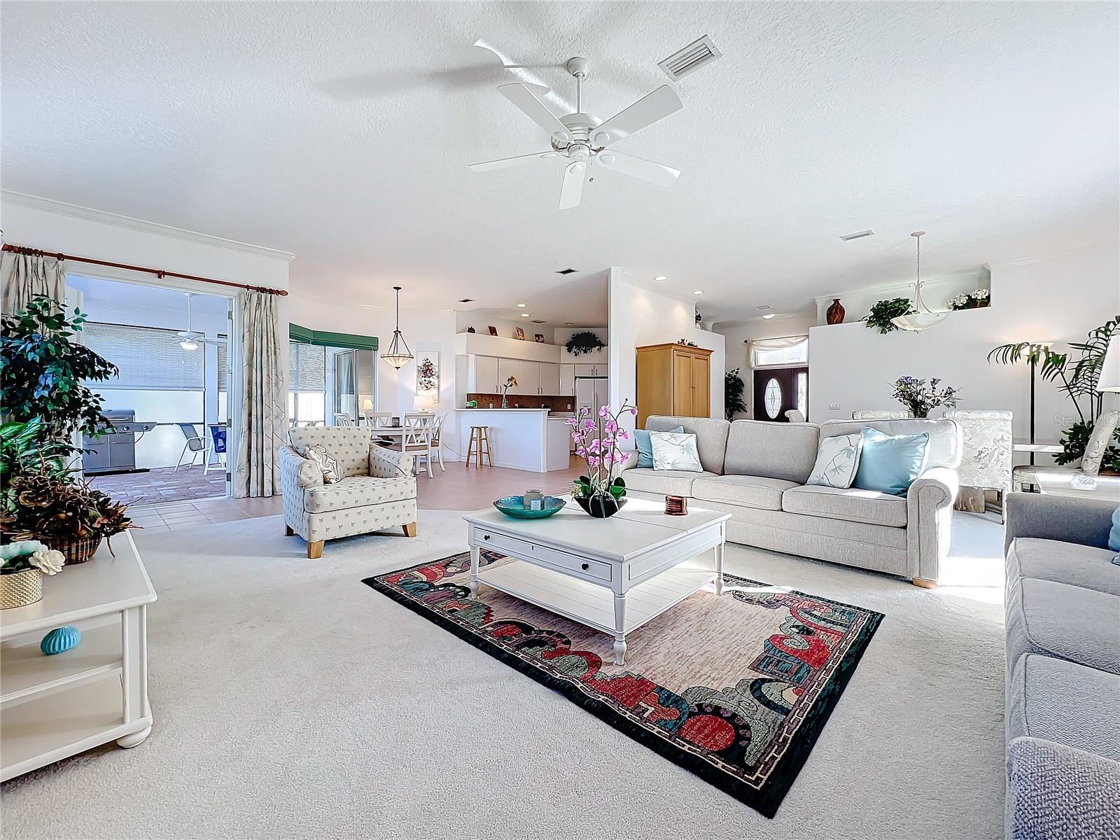 Photo 4 of 4867 SABAL LAKE CIR
