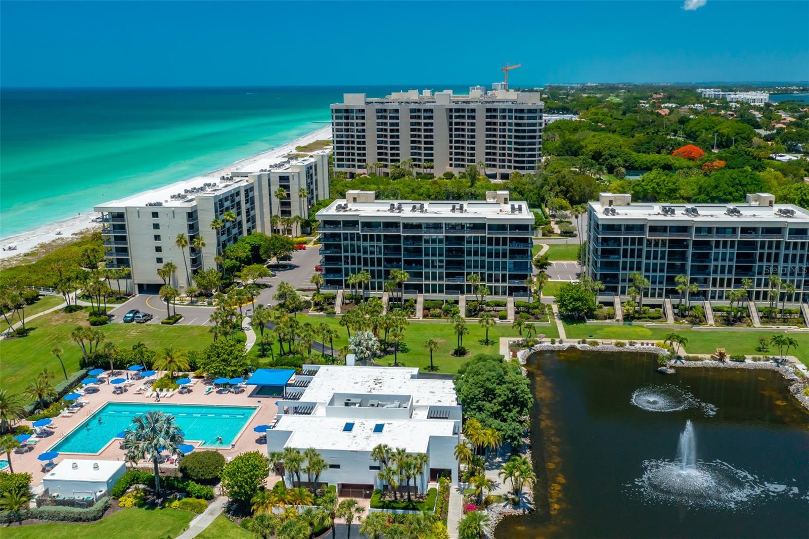 Photo 6 of 1065 GULF OF MEXICO DR #105