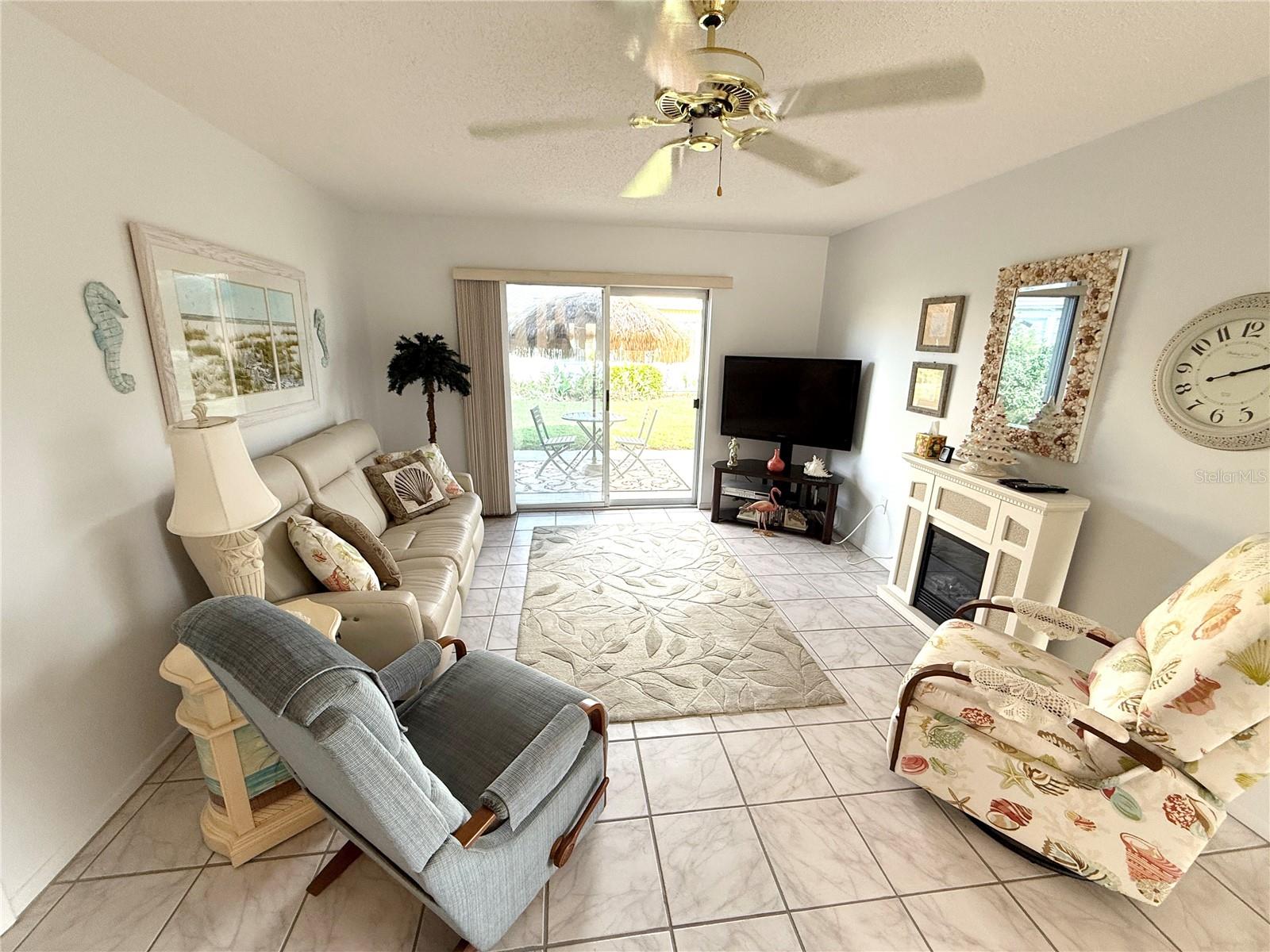 Photo 3 of 390 301 BLVD W #12A
