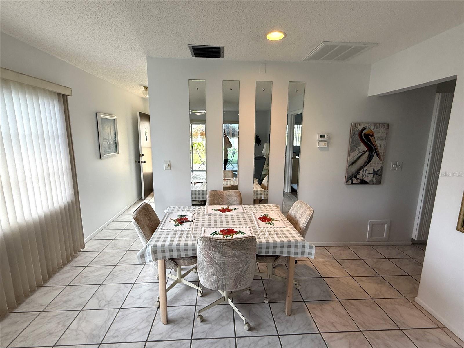 Photo 4 of 390 301 BLVD W #12A