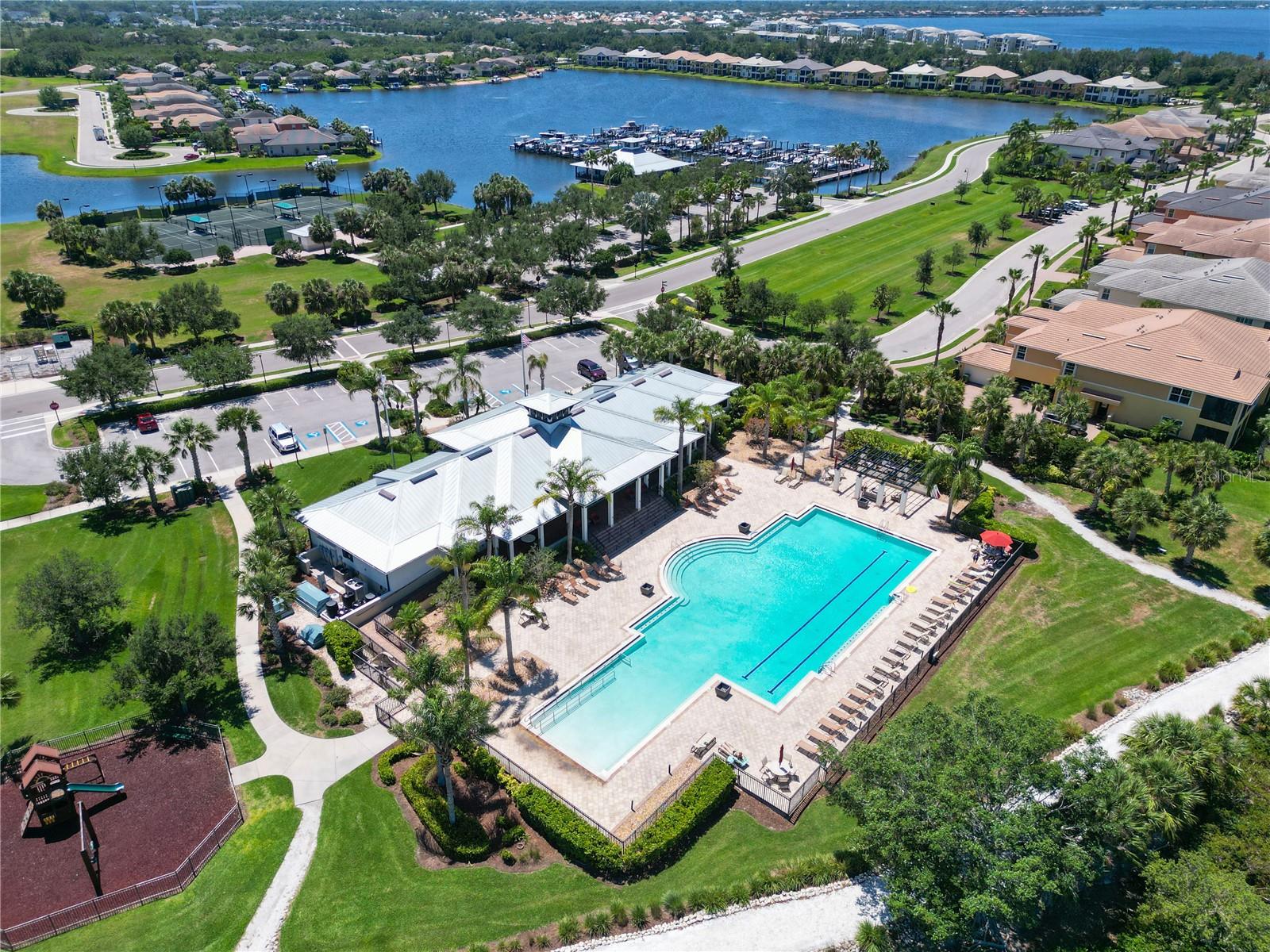 Photo of 931 MANGROVE EDGE CT