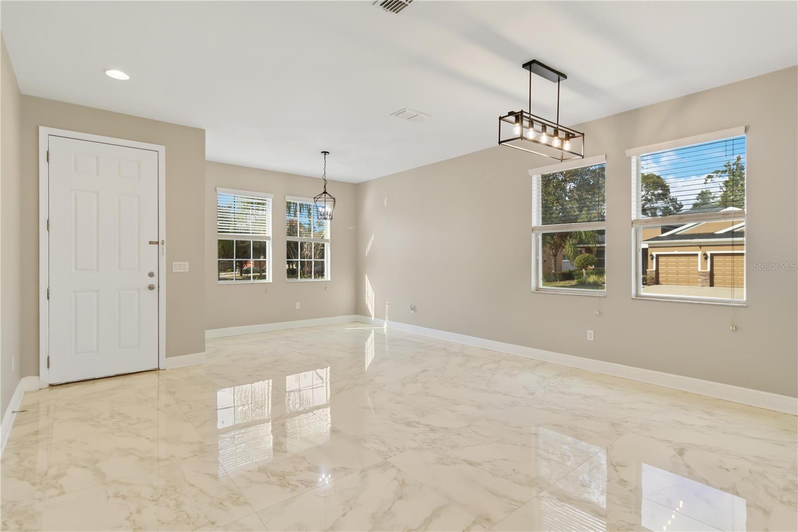 Photo 5 of 3002 FLORIDA ELM PL