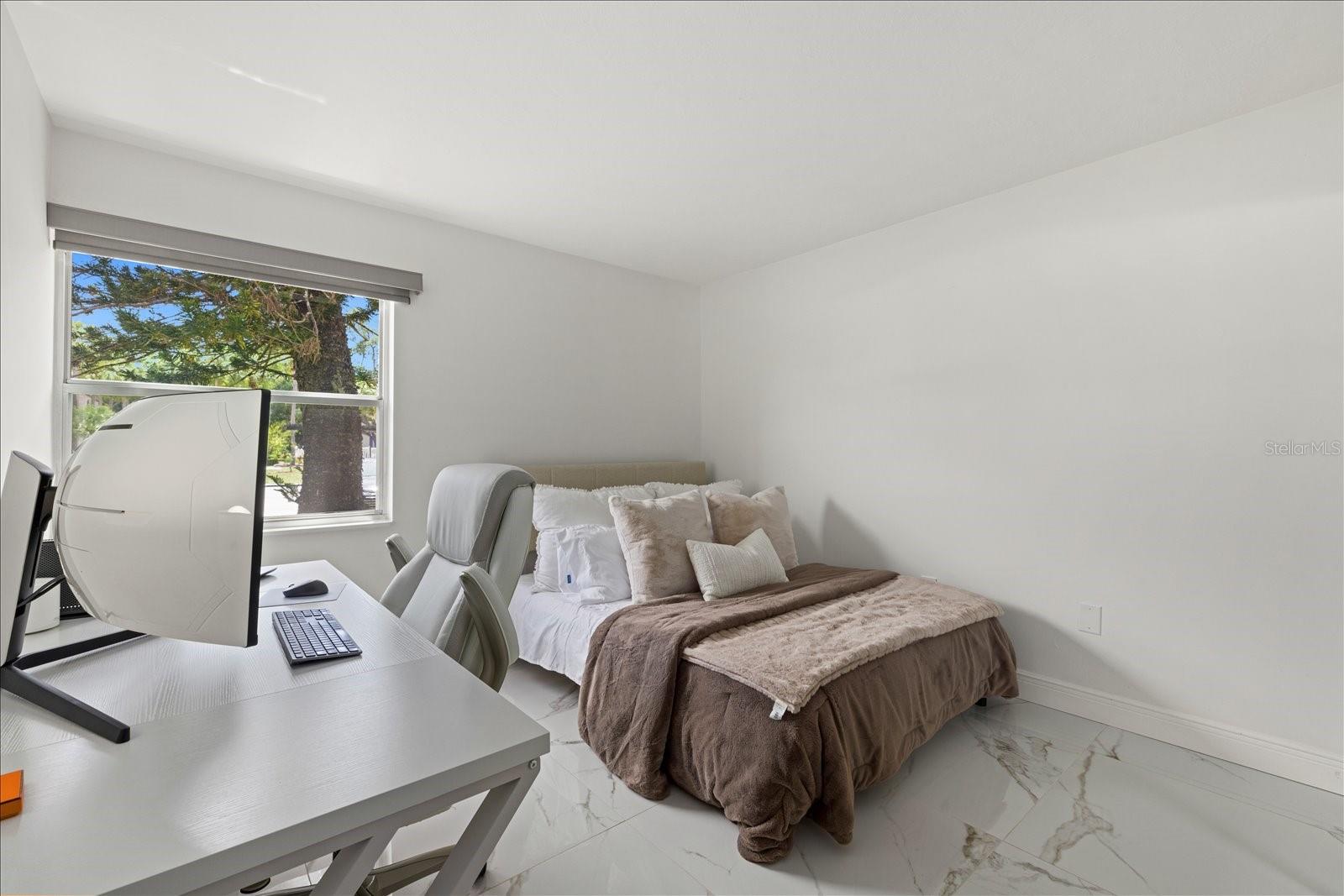 Photo 3 of 3207 BENEVA RD #102
