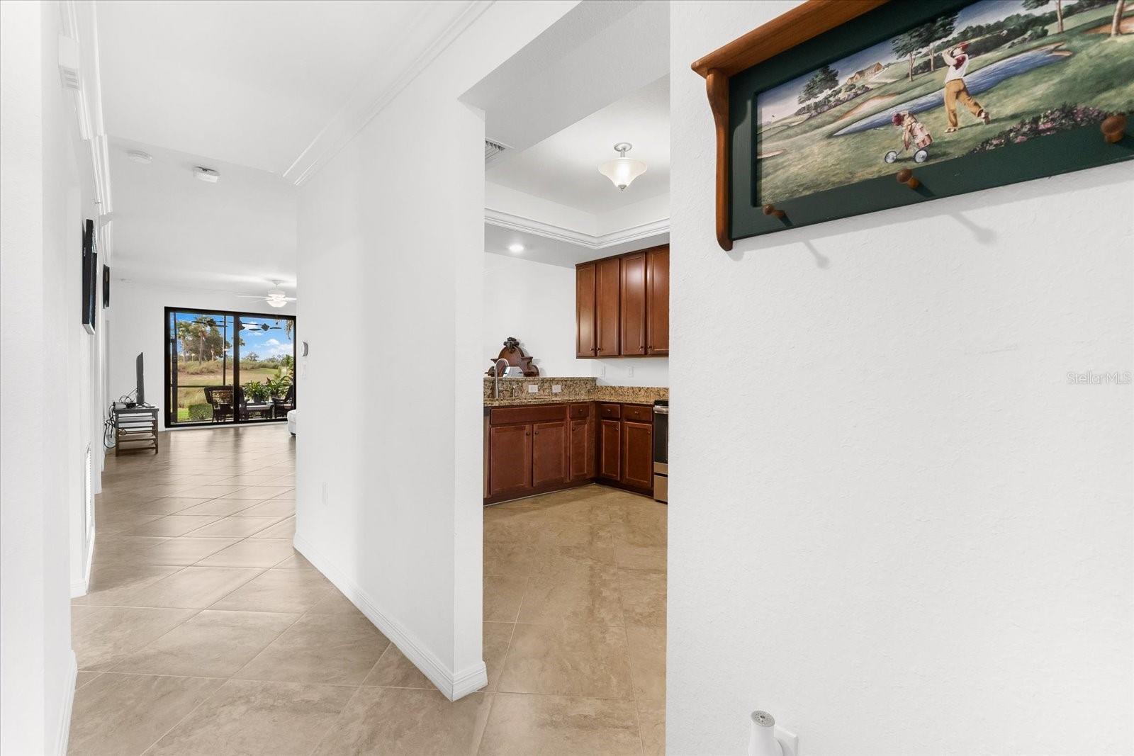 Photo 6 of 5567 PALMER CIR #101