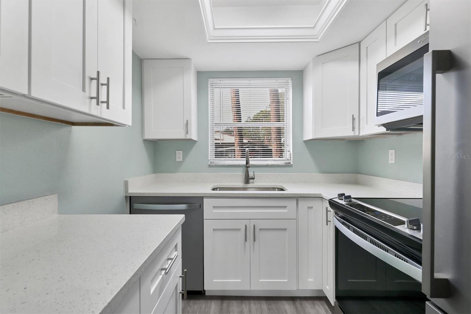 Photo 6 of 2839 SWIFTON DR #19