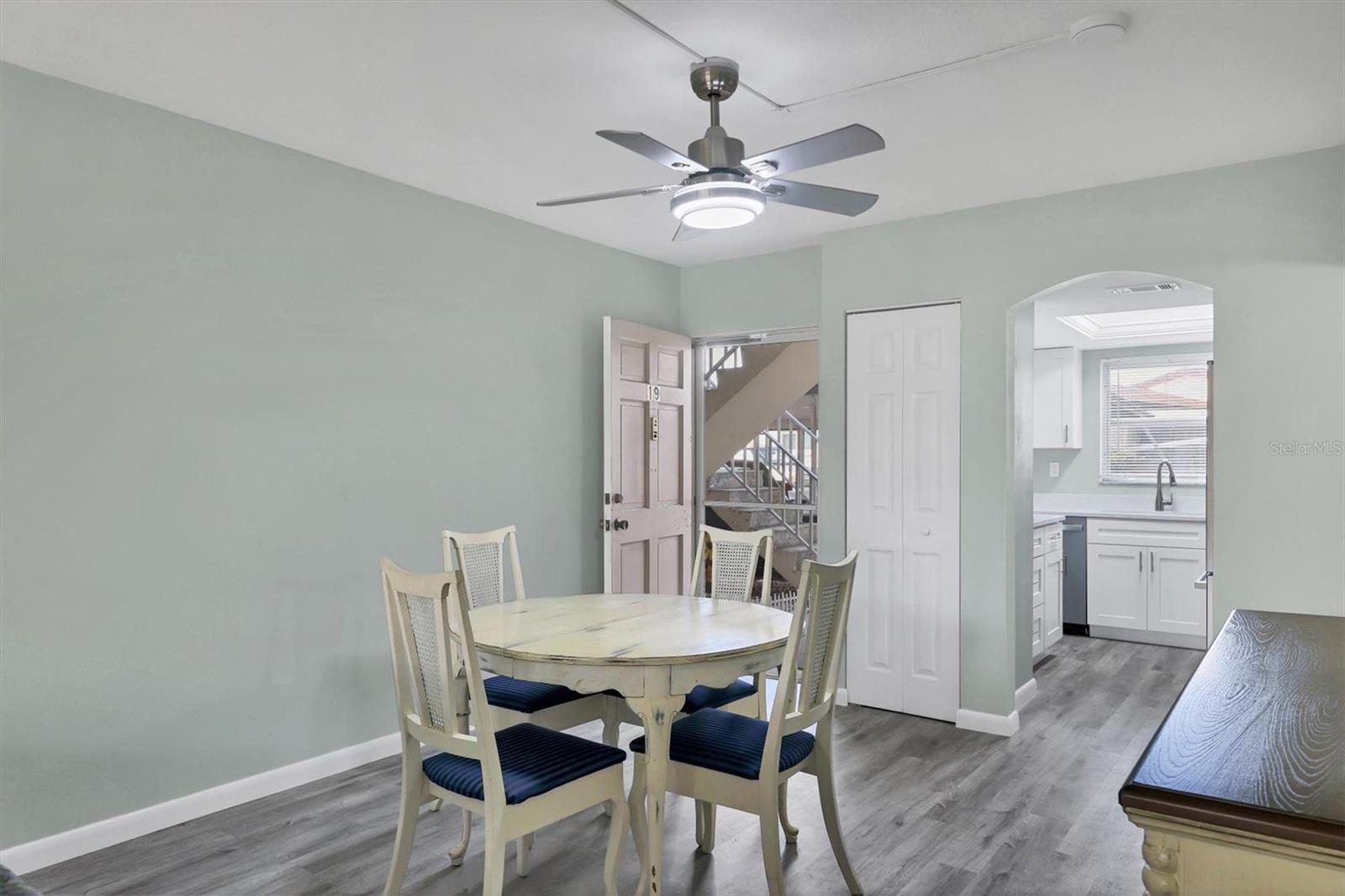 Photo 7 of 2839 SWIFTON DR #19