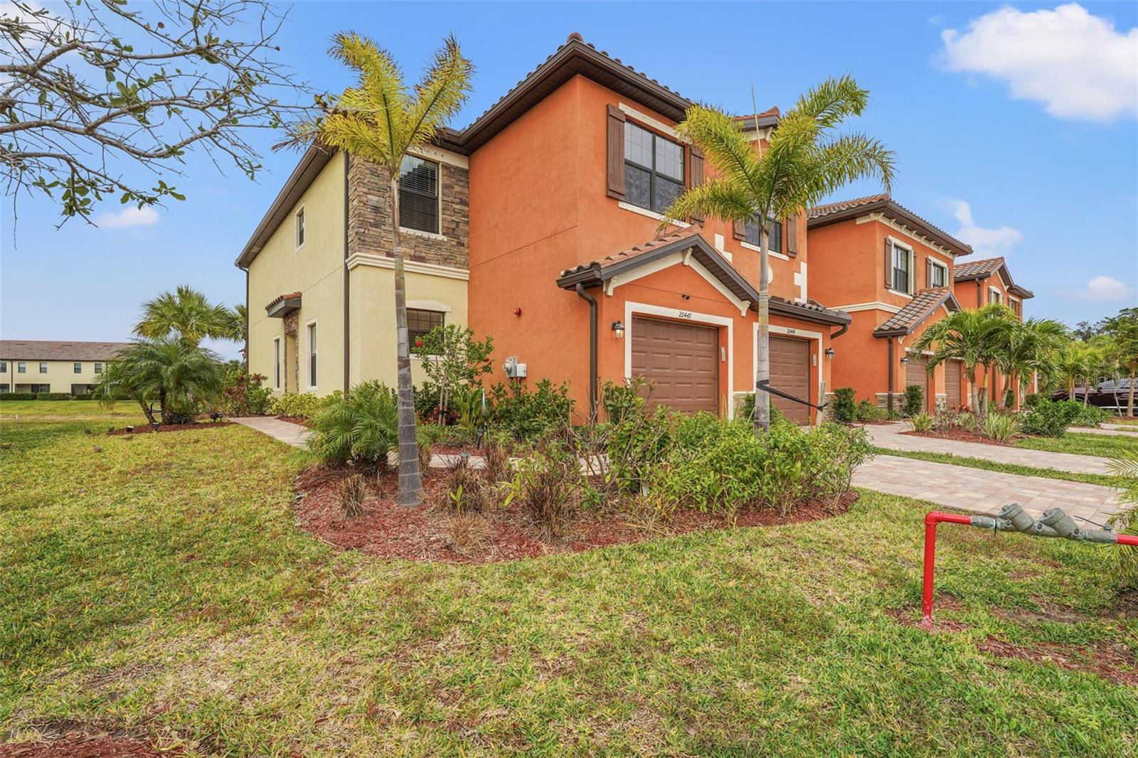 Photo 5 of 20447 LAGENTE CIR