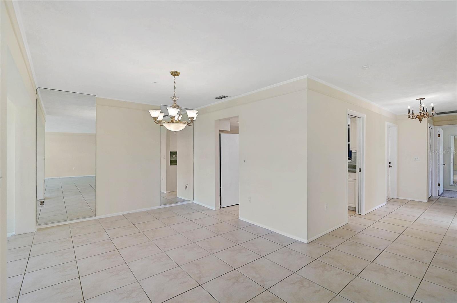Photo 6 of 1312 STAFFORD LN #1427