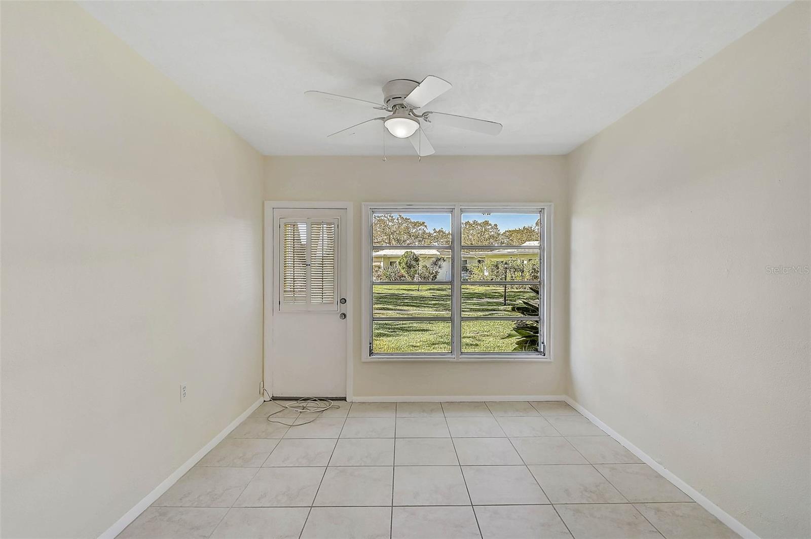 Photo 7 of 1312 STAFFORD LN #1427