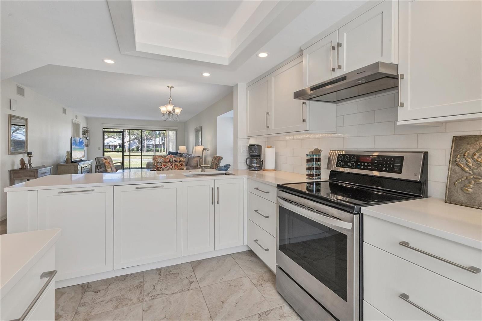 Photo 3 of 4402 WEYBRIDGE ST #95