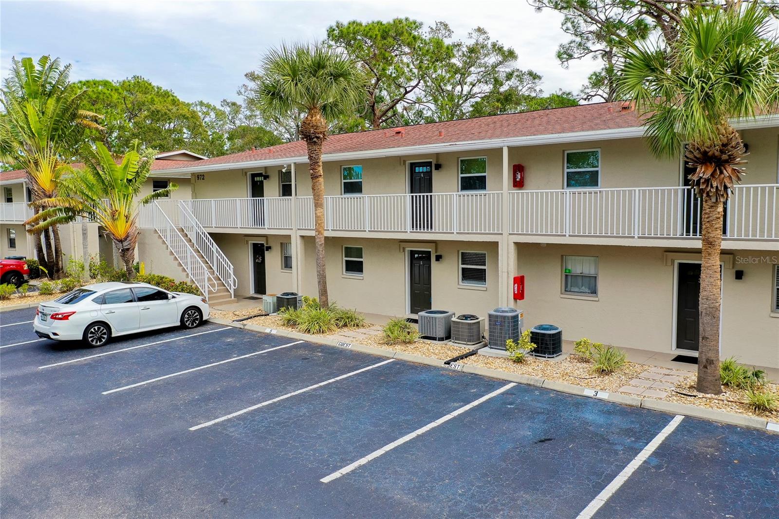 Photo of 972 LA COSTA CIR #5