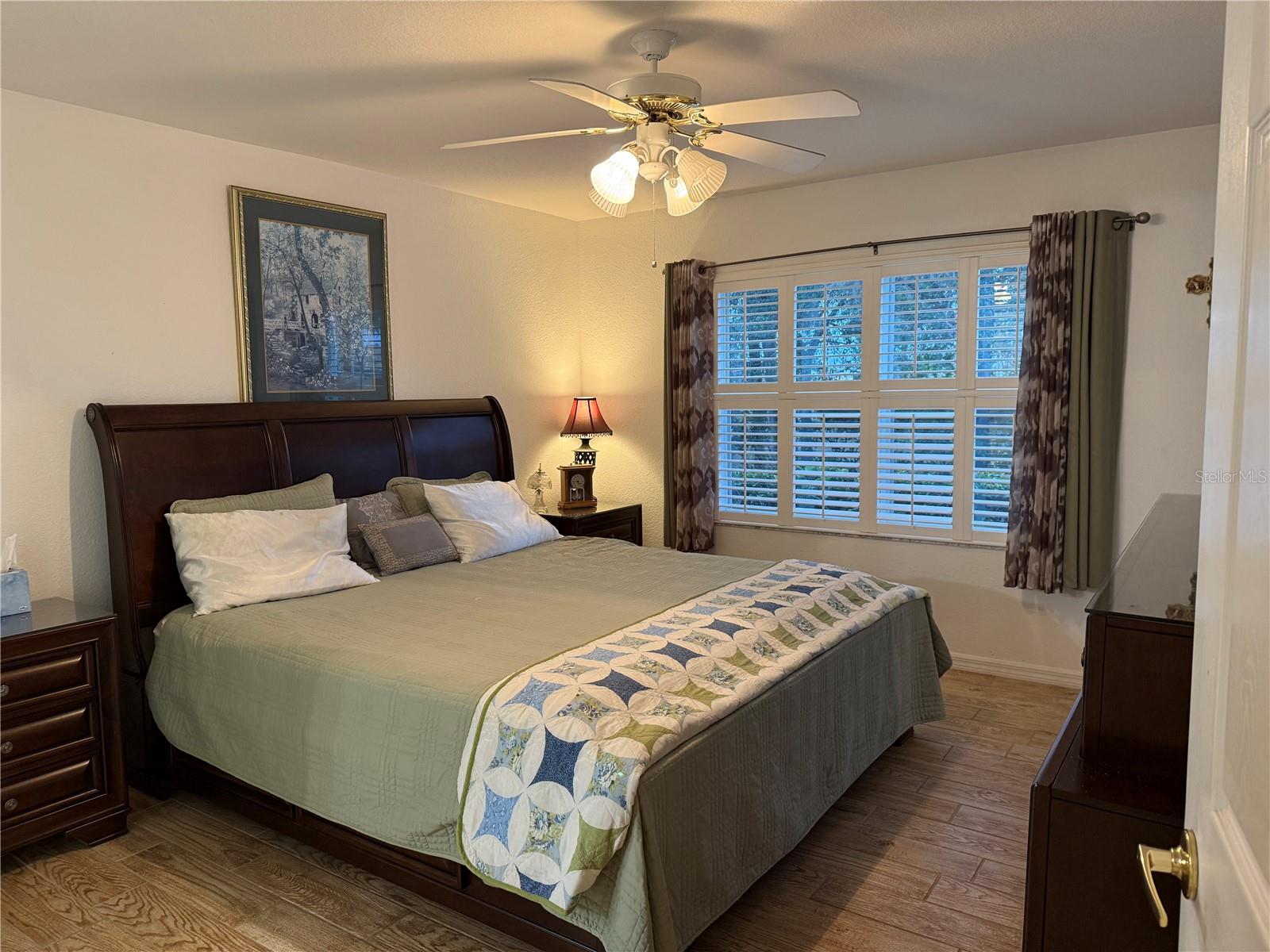 Photo 5 of 5725 GREENWOOD AVE #9103