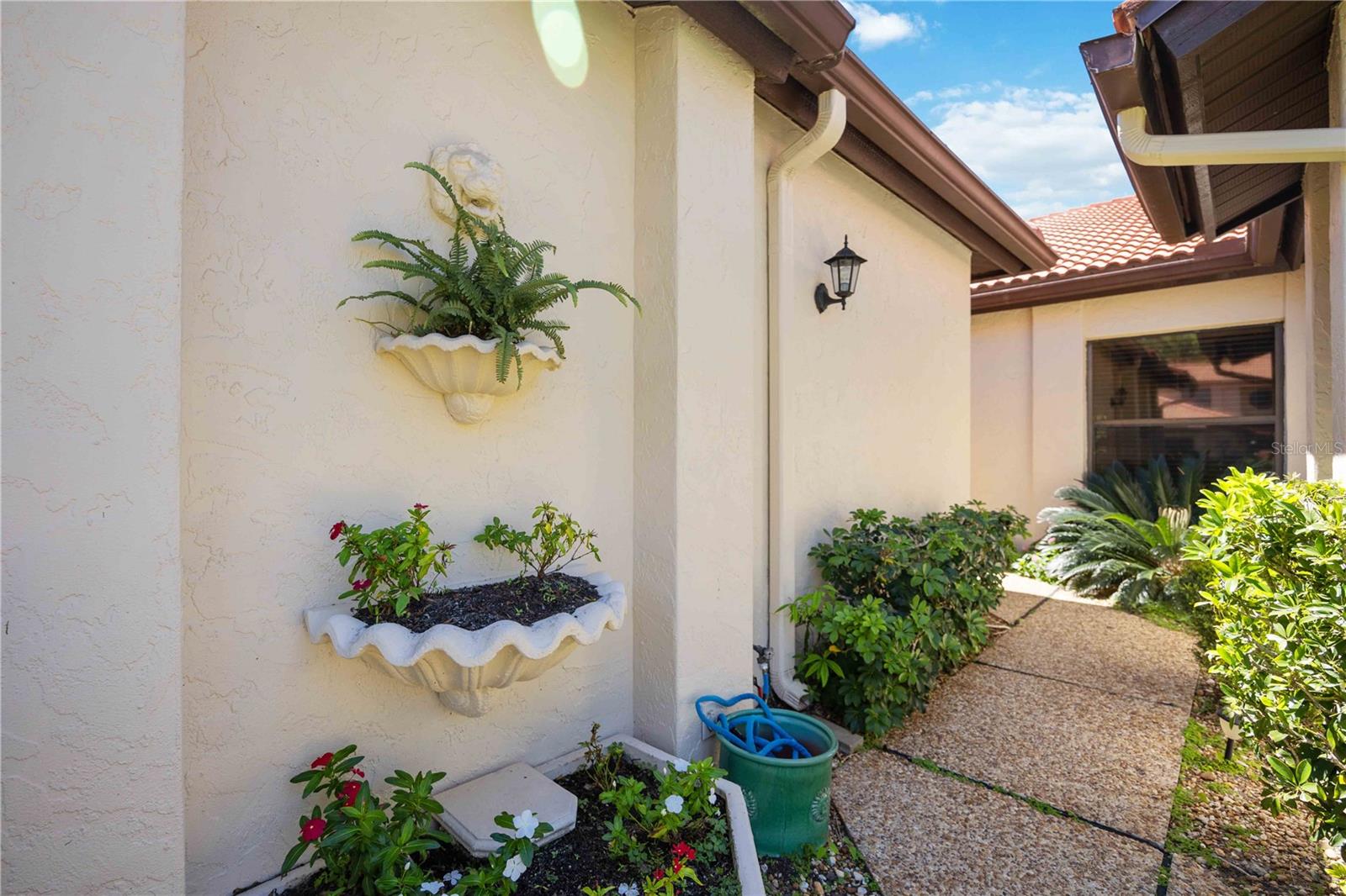 Photo 7 of 7361 OAK MOSS DR #34