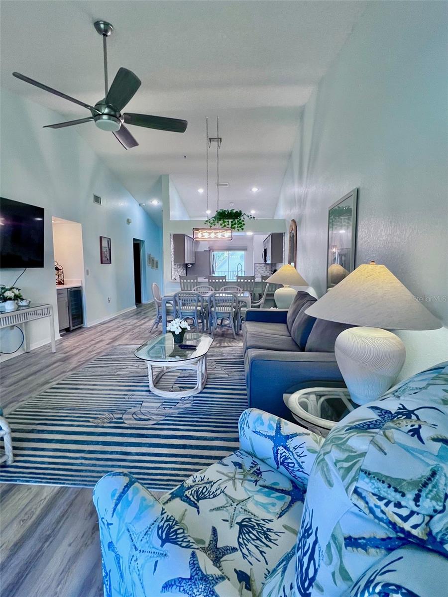 Photo 6 of 6707 STONE RIVER RD #203