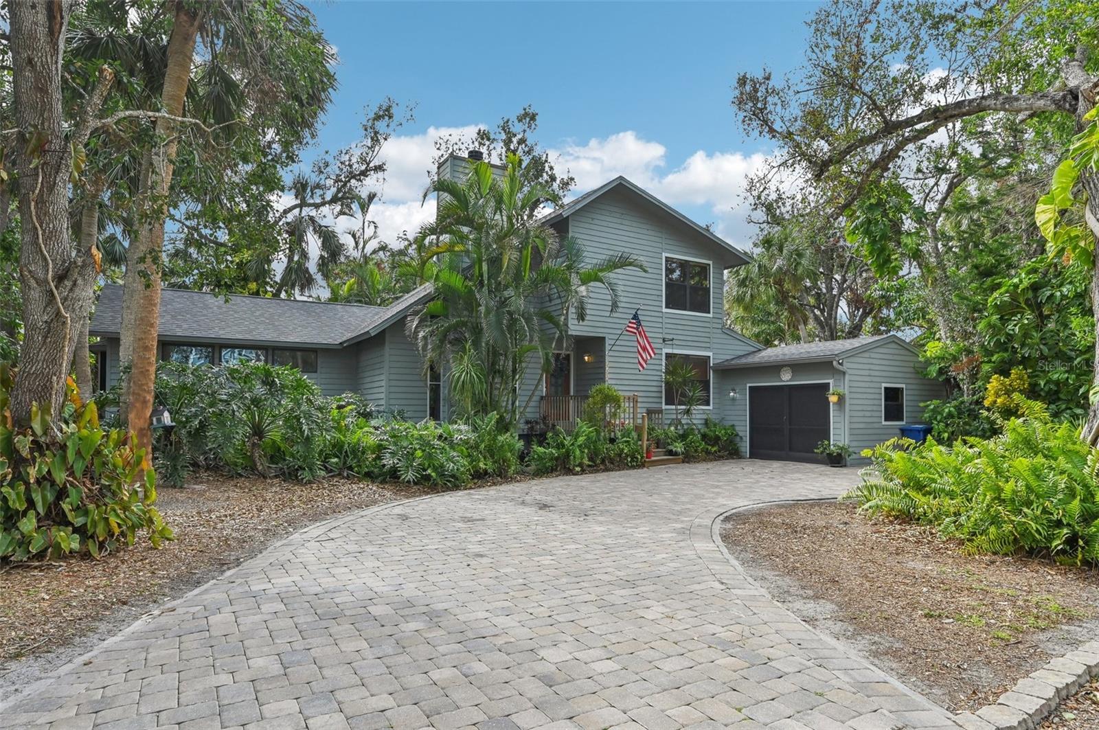 Photo of 1702 SPOONBILL DR