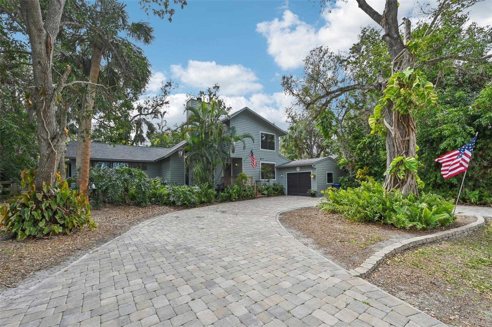 Photo 2 of 1702 SPOONBILL DR