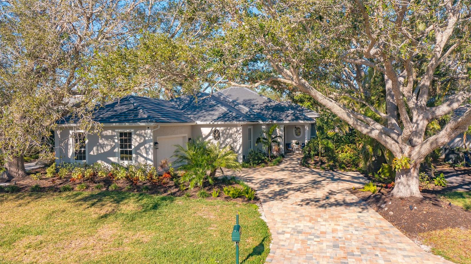 Photo 5 of 32 BAYHEAD LN