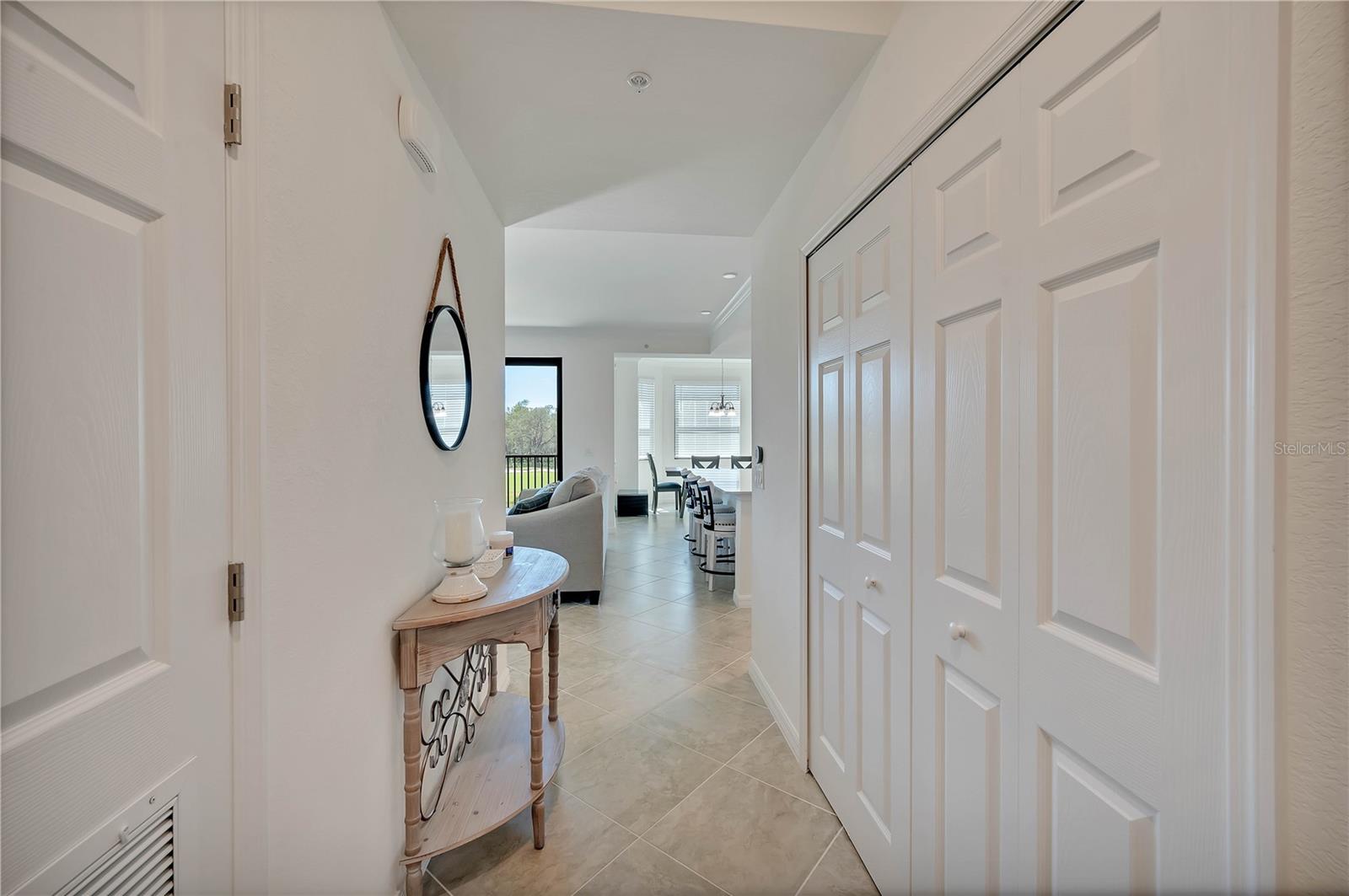 Photo 2 of 17510 GAWTHROP DR #203