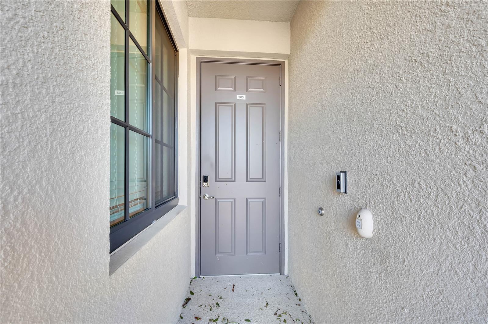 Photo 3 of 17510 GAWTHROP DR #203