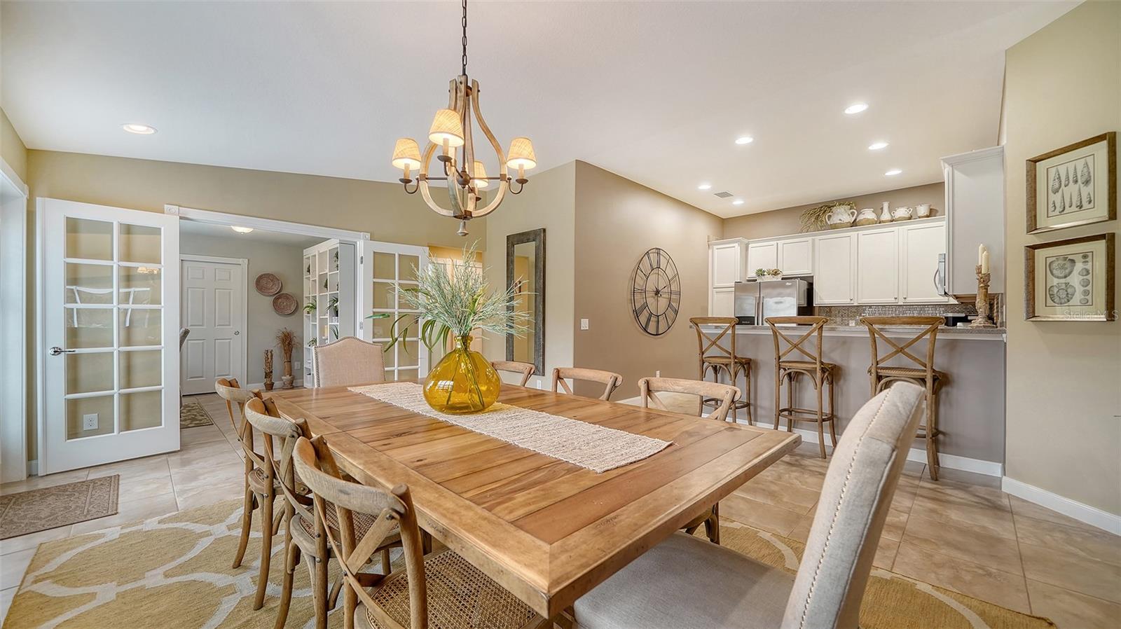 Photo 6 of 5890 GUARINO DR