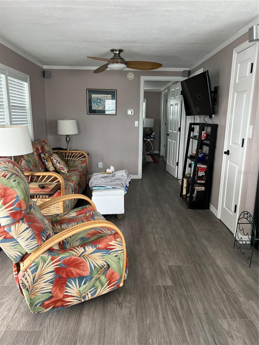 Photo 3 of 2601 GULF DR N #528