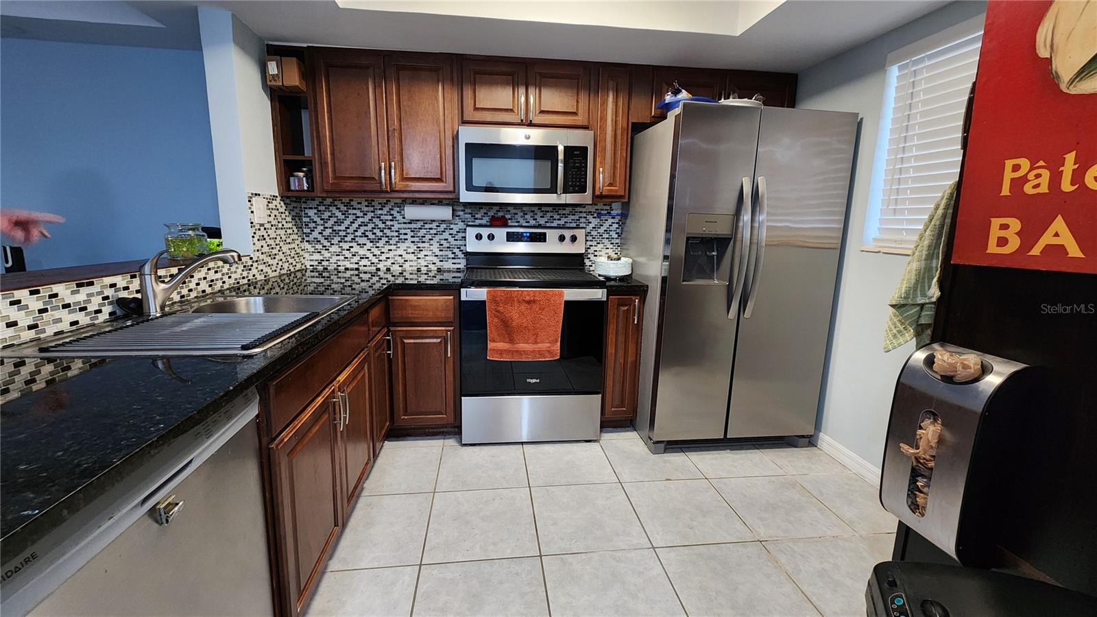 Photo 4 of 3606 BENEVA RD #502