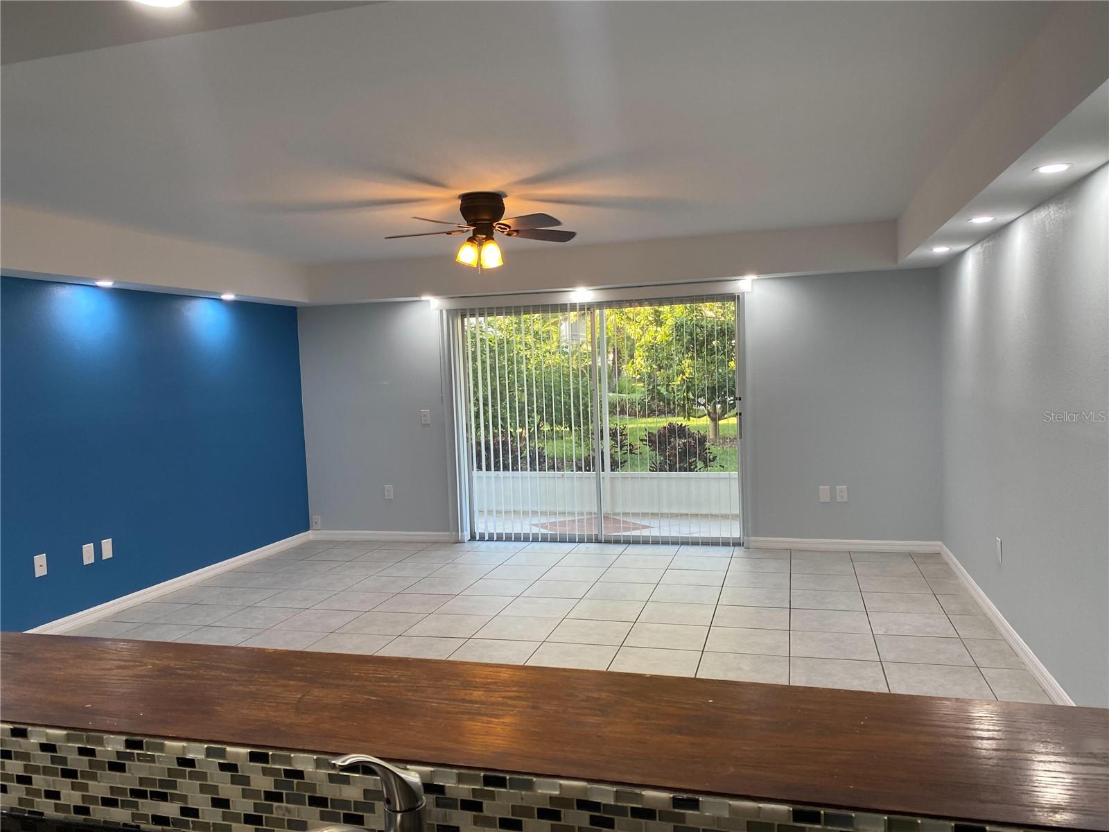 Photo 6 of 3606 BENEVA RD #502