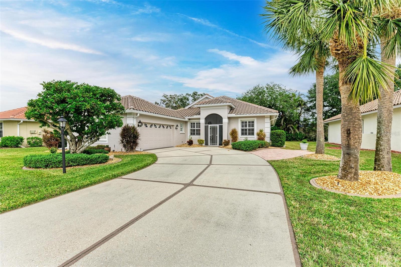 Photo 4 of 120 GRAND OAK CIR