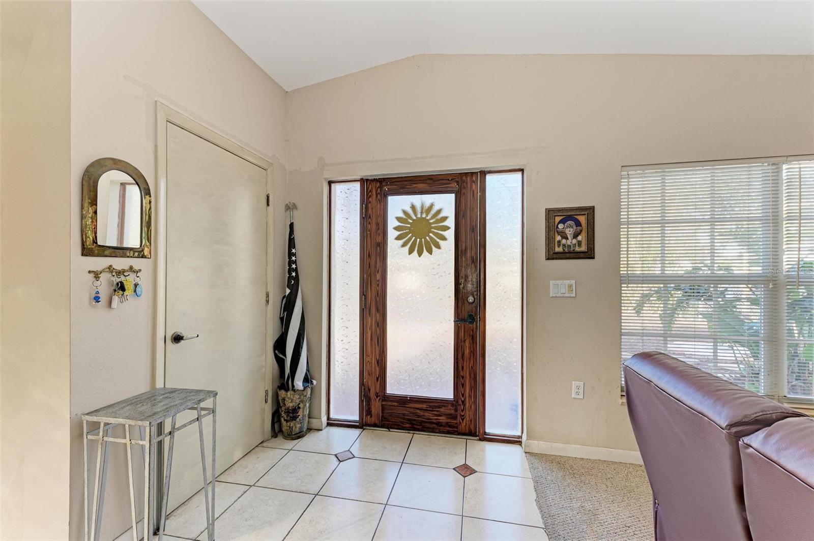 Photo 4 of 3060 ALTA VISTA ST