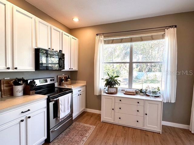 Photo 5 of 3878 DEBERRY DR