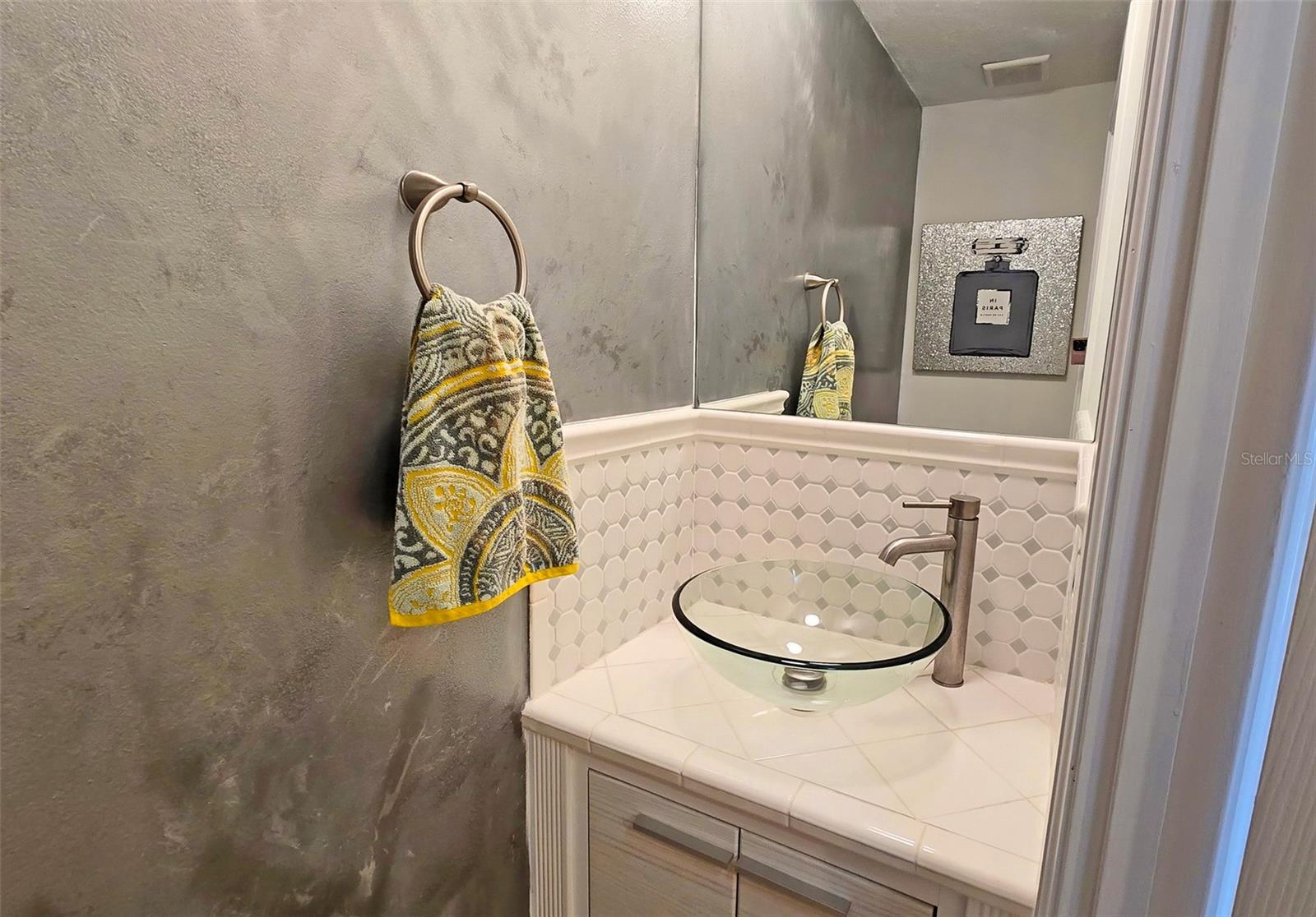 Photo 6 of 3333 RAMBLEWOOD CT