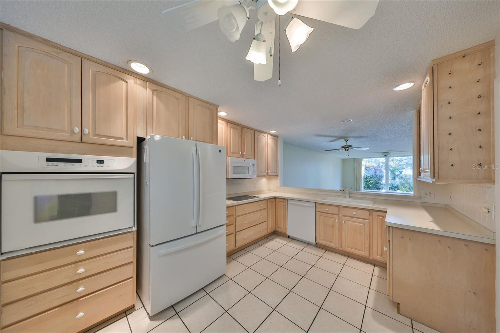 Photo 4 of 131 PINEHURST DR #131