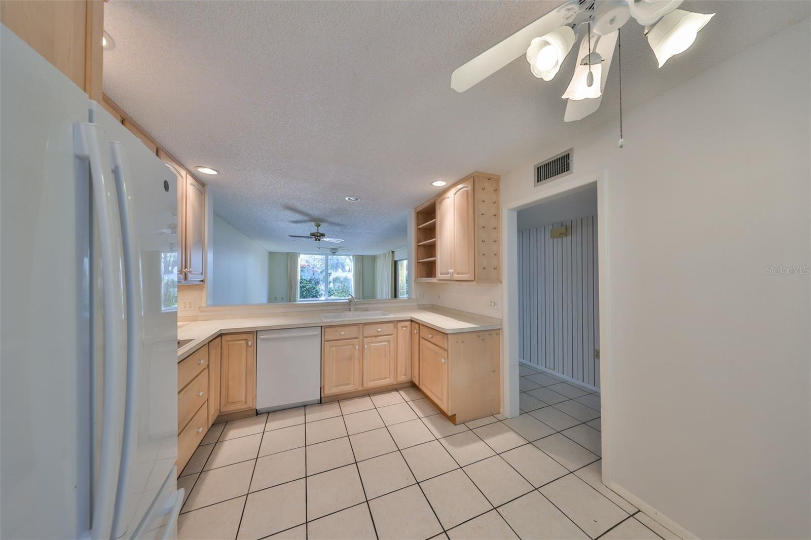 Photo 5 of 131 PINEHURST DR #131