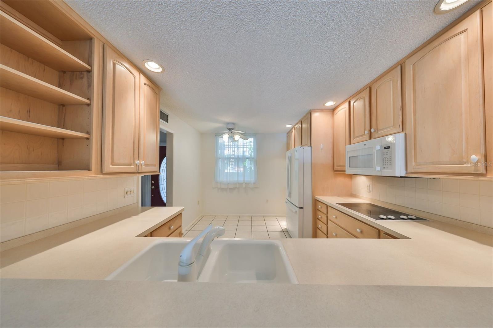 Photo 6 of 131 PINEHURST DR #131