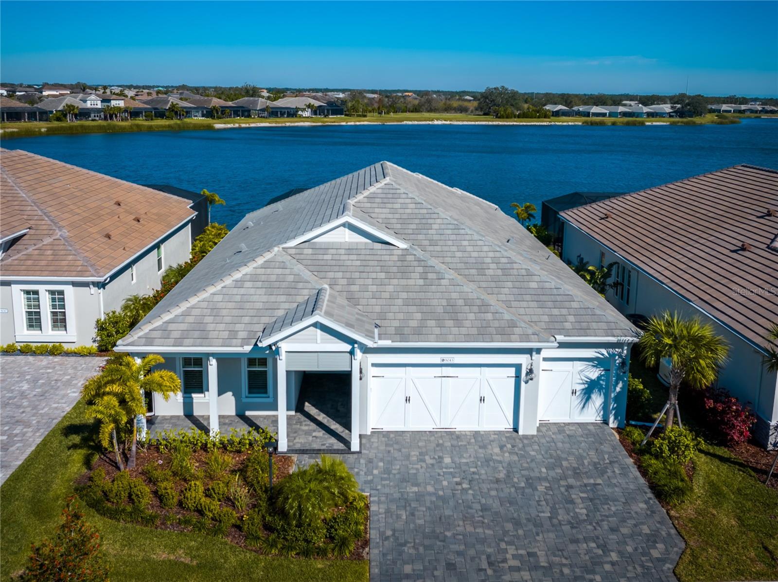 Photo of 8043 WATERBEND TRL