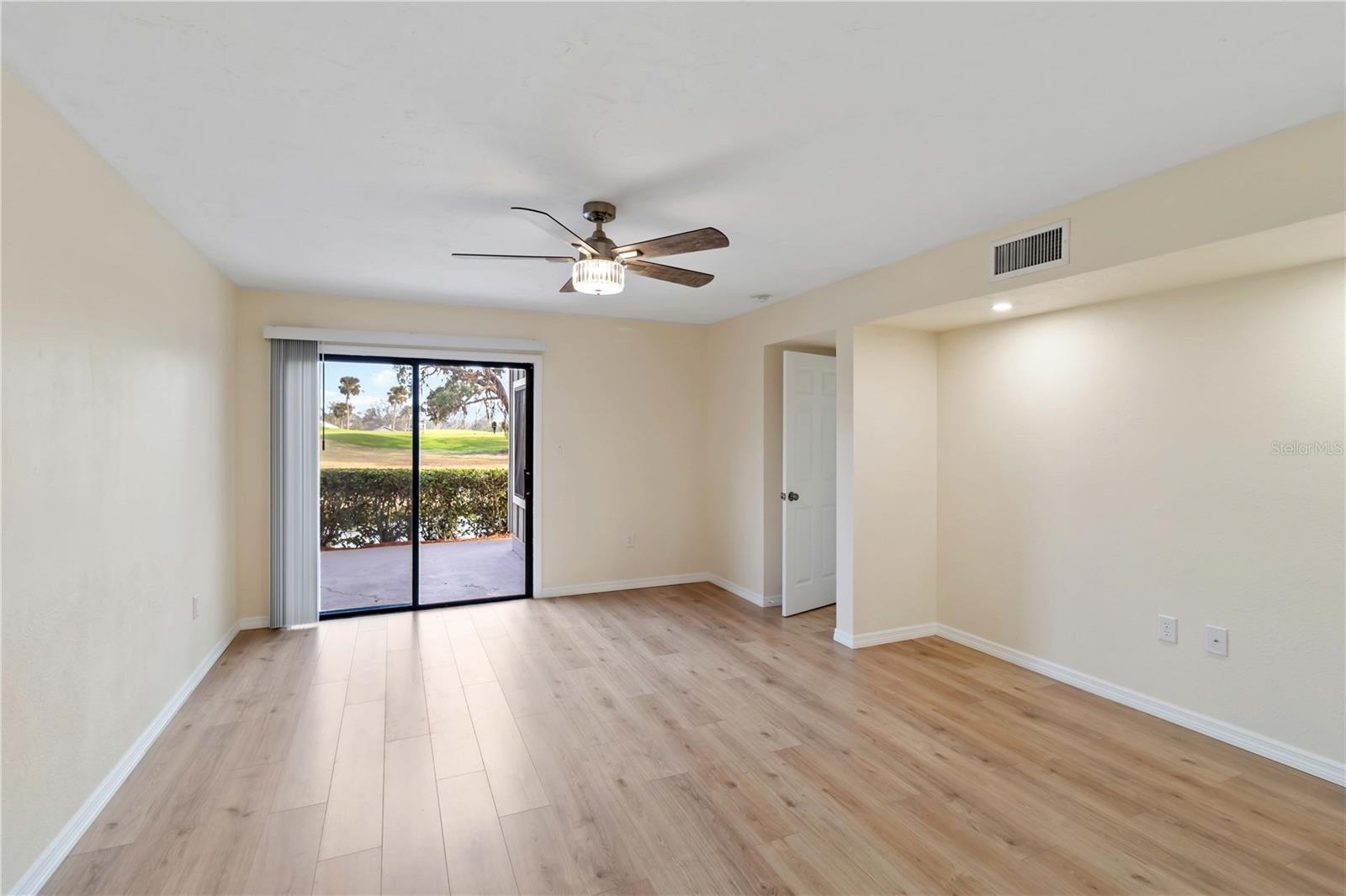 Photo 5 of 4555 FOREST WOOD TRL #23