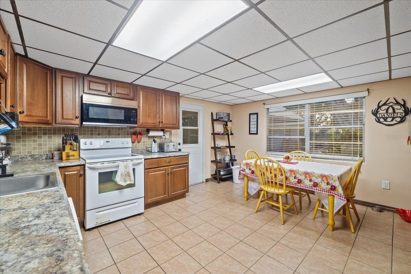 Photo 7 of 4904 9TH STREET CT E