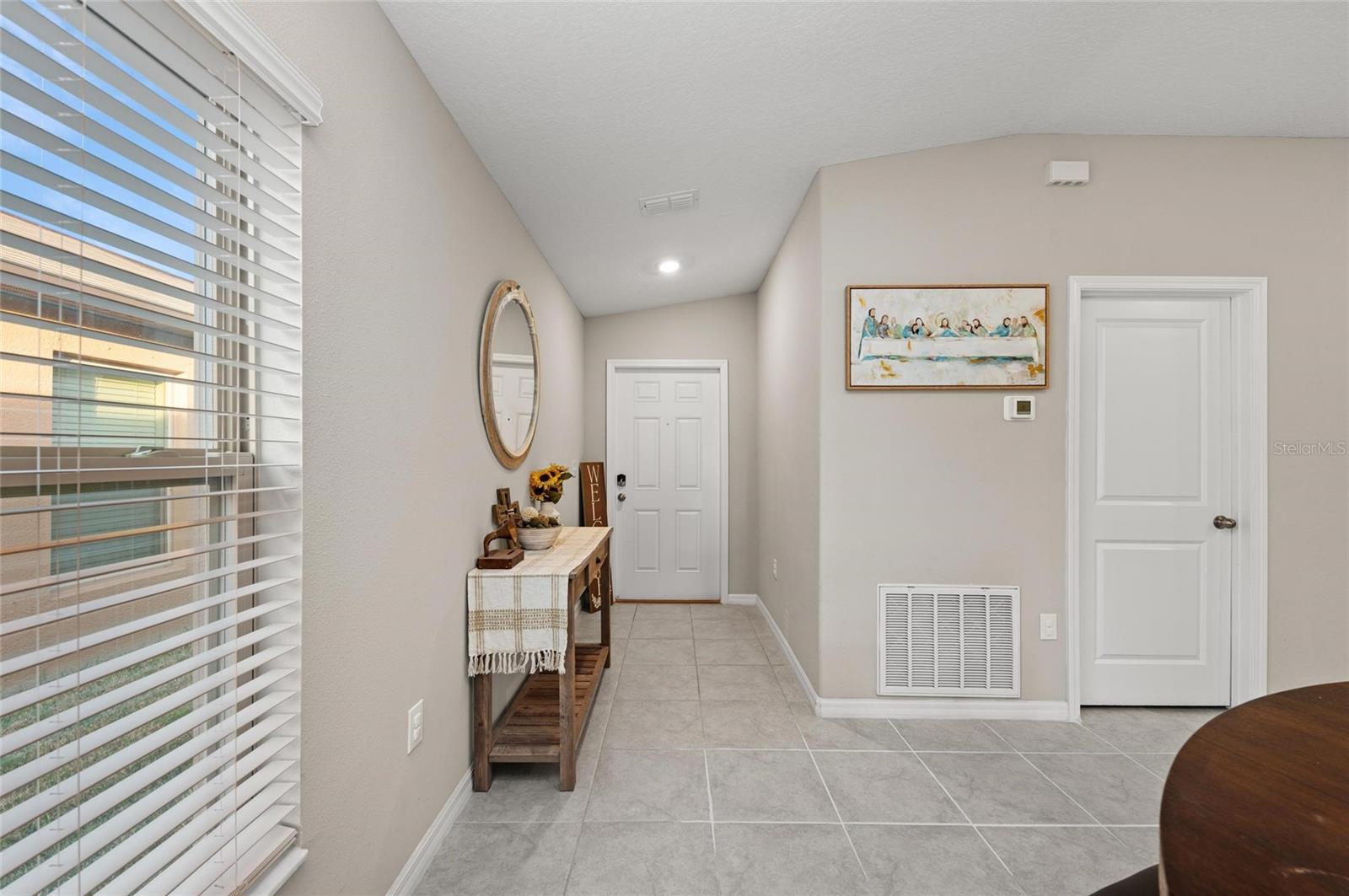 Photo 3 of 15304 MILLER CREEK DR