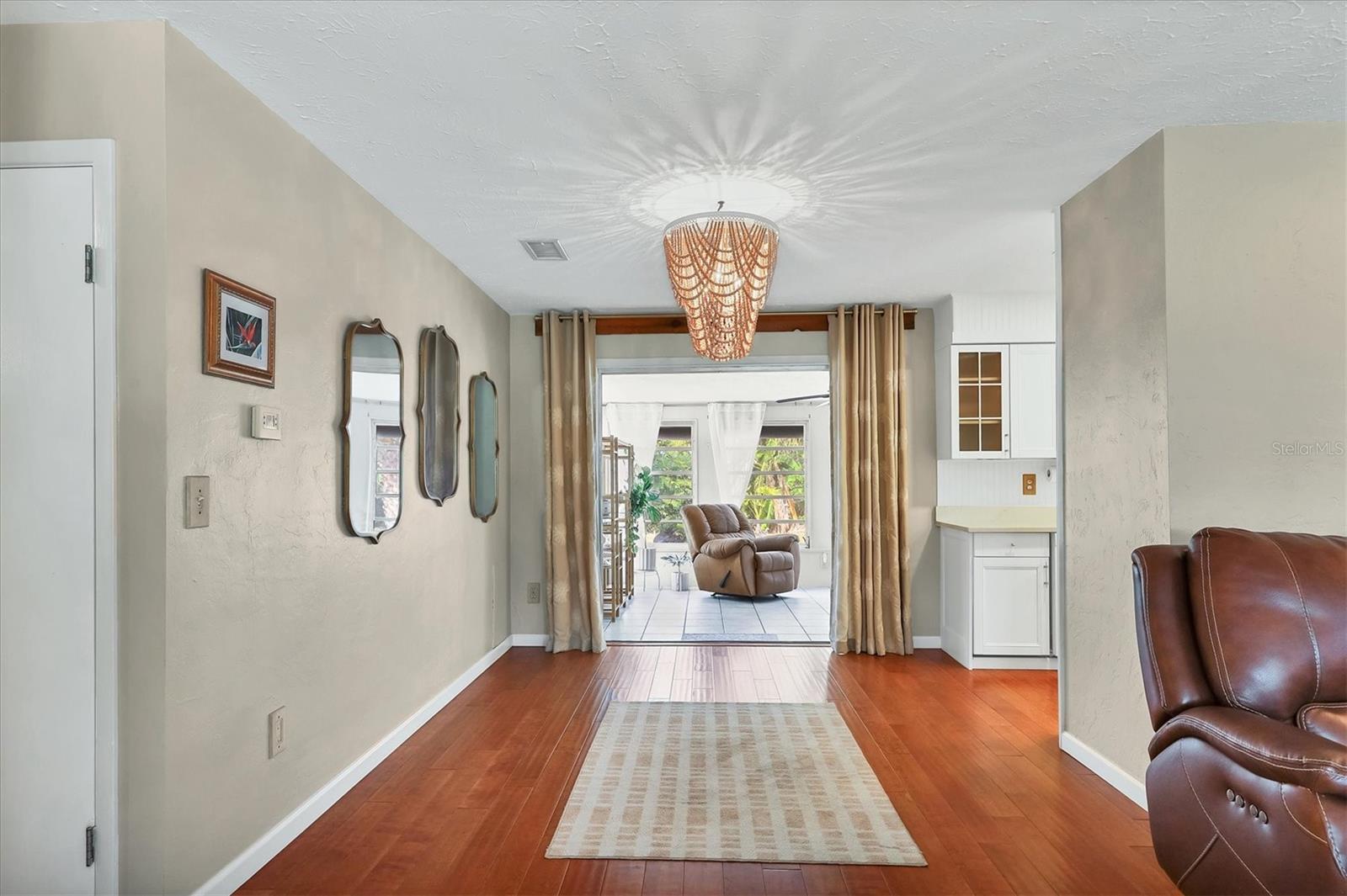 Photo 5 of 2503 BISPHAM RD