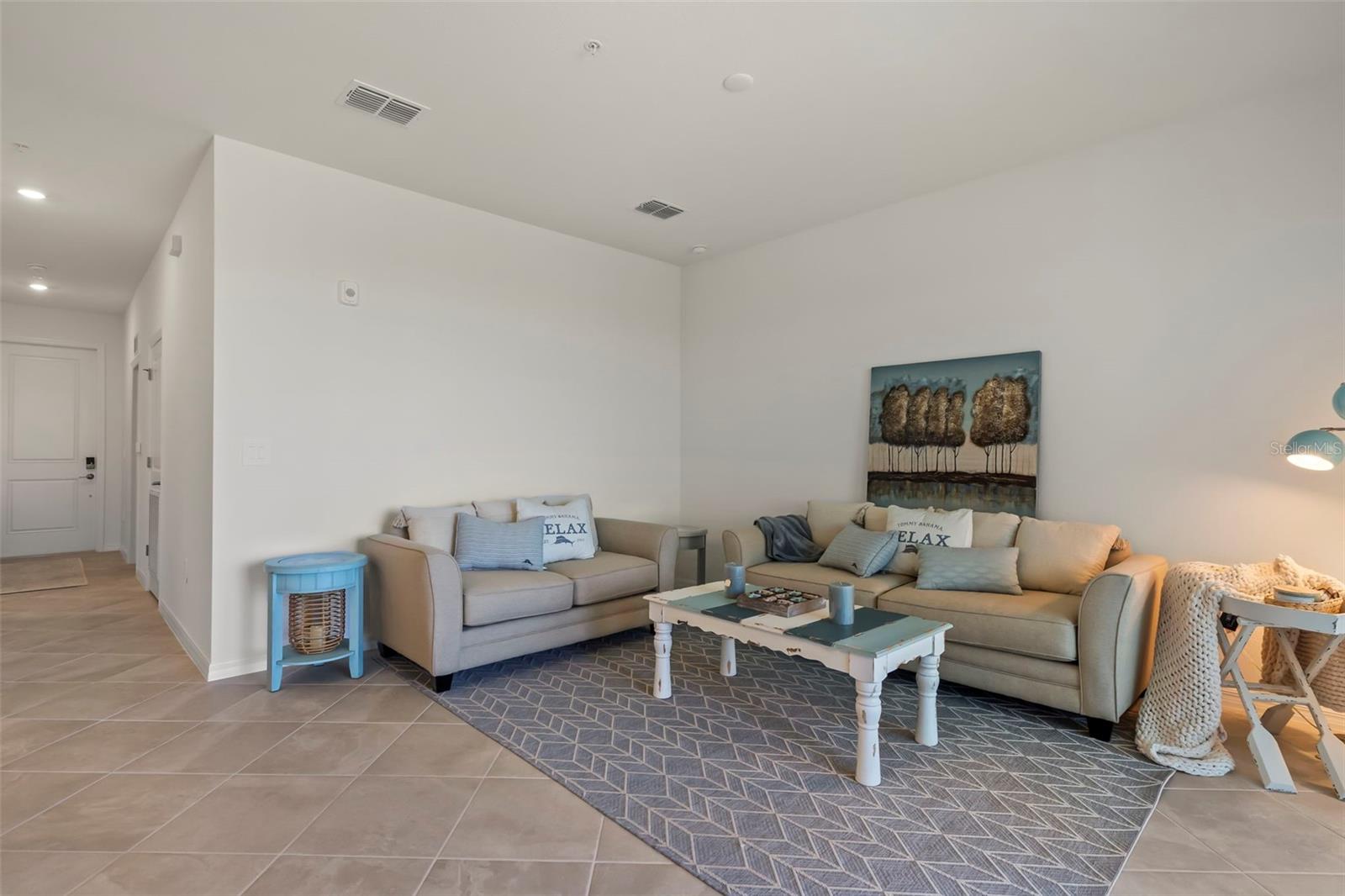 Photo 4 of 12320 WELLEN GOLF ST #401