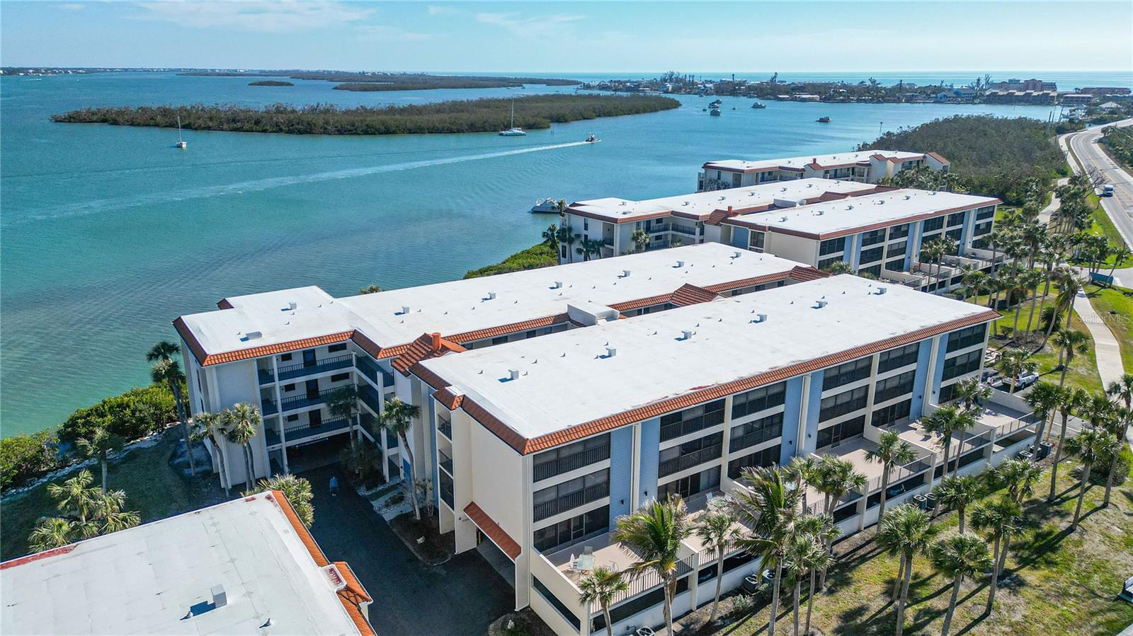 Photo of 1651 BEACH RD #408
