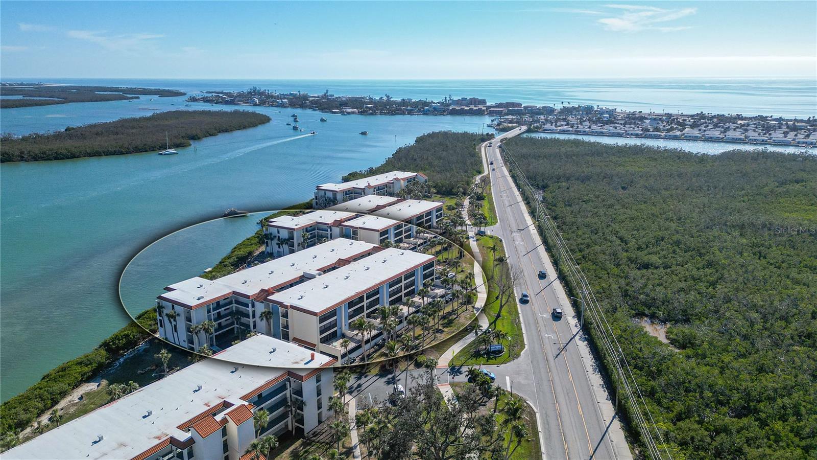 Photo 3 of 1651 BEACH RD #408