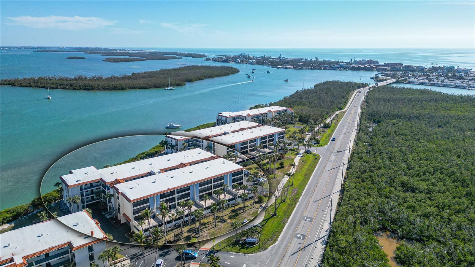 Photo 4 of 1651 BEACH RD #408