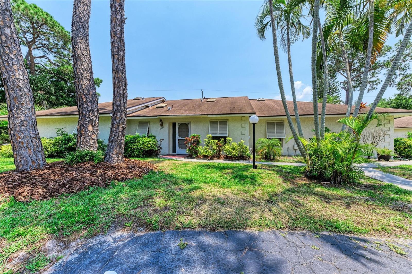 Photo 2 of 5376 ROYAL PALM AVE #5376