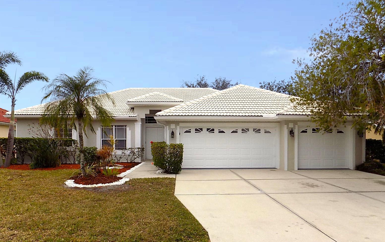 Photo 3 of 7212 SOUTHGATE CT