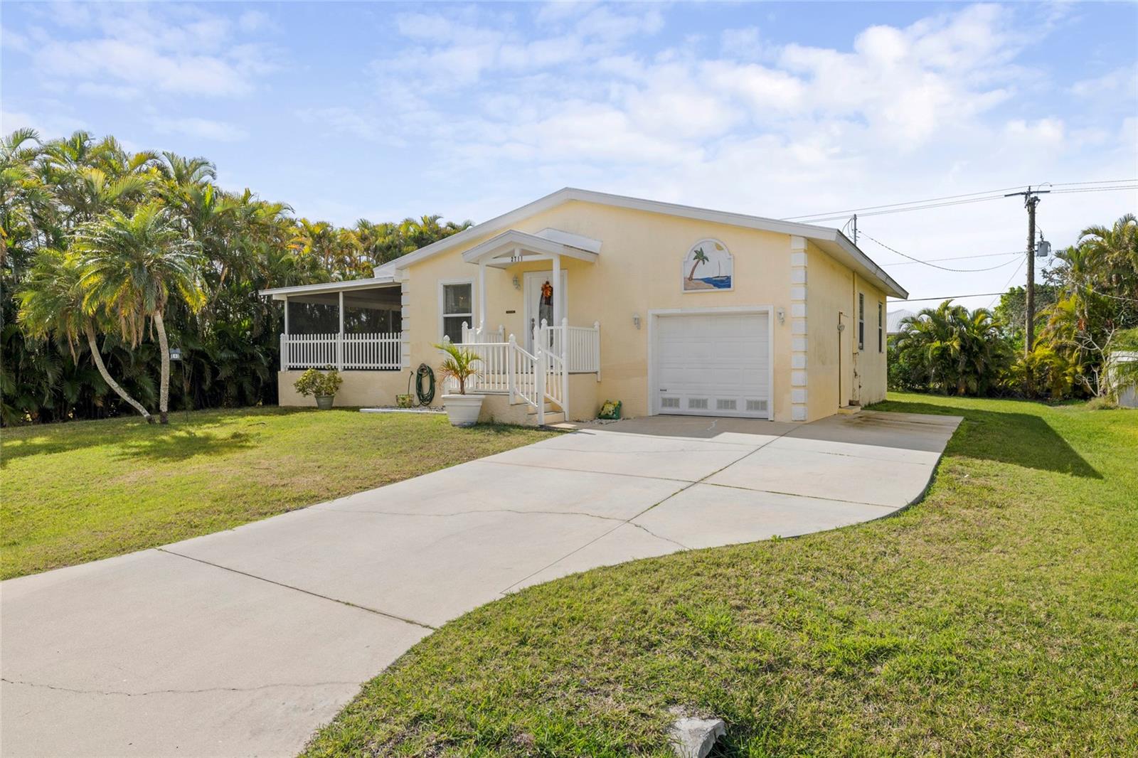 Photo 6 of 2711 LARKSPUR DR