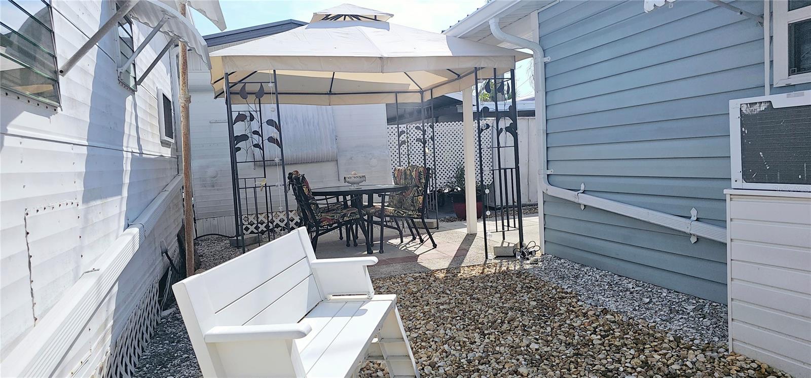 Photo 4 of 10315 CORTEZ RD W #58-3