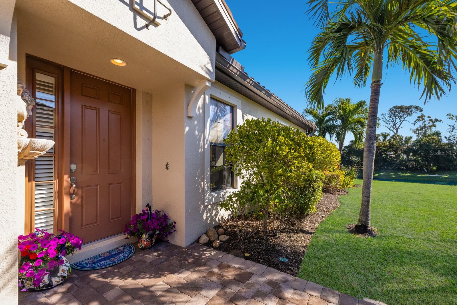 Photo 4 of 5814 CAVANO DR