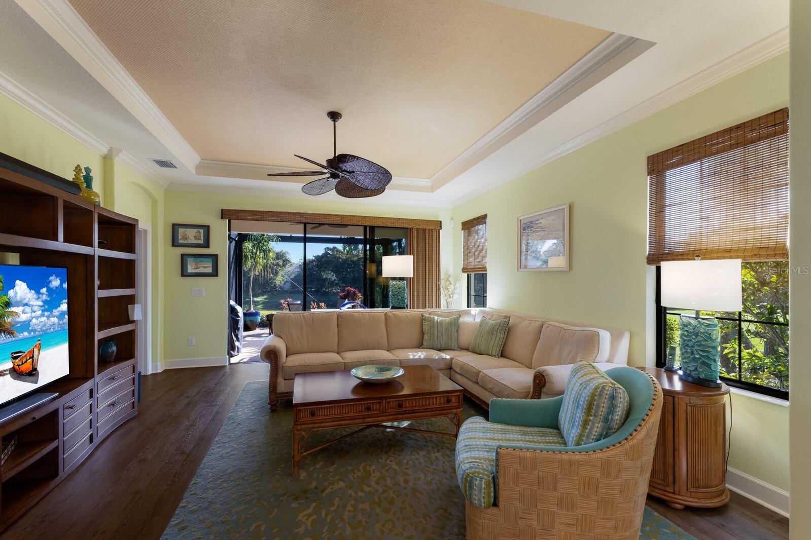 Photo 6 of 5814 CAVANO DR