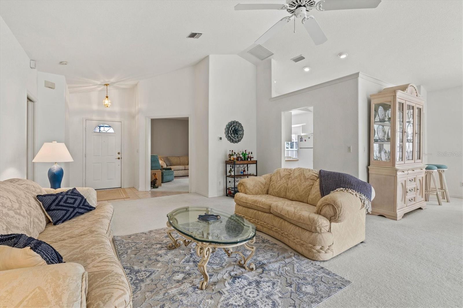 Photo 5 of 1364 BERKSHIRE CT